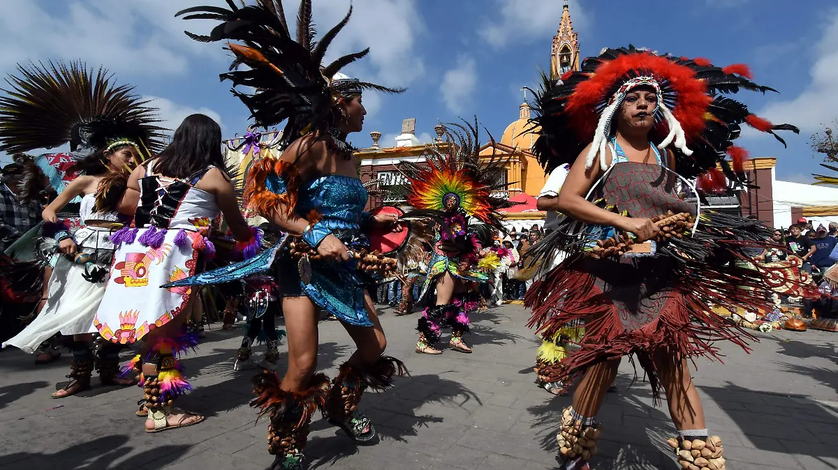 Grupo conchero de Irapuato Icnocalli cumple 80 años danzando para la Virgen de Guadalupe. Fotos Jesús Gutiérrez  El Sol de Irapuato